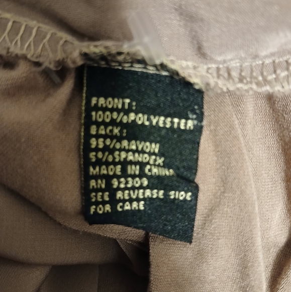 Elegant Tan Sleeveless Blouse - Picture 4 of 4